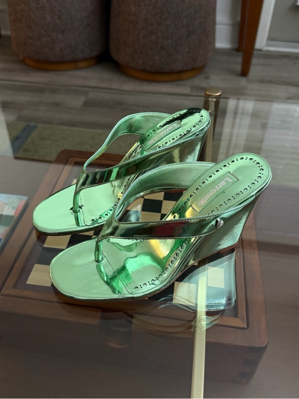 LARROUDE • metallic green sandal wedges